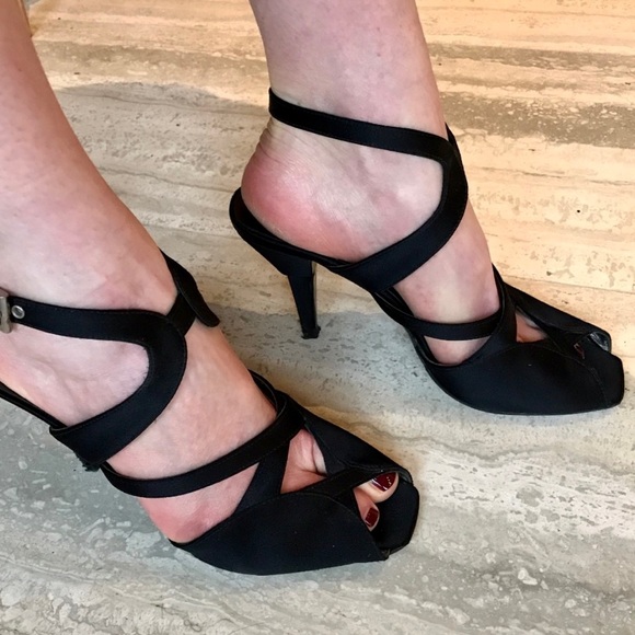 Prada Beautiful Black Satin Heels - Picture 2 of 11